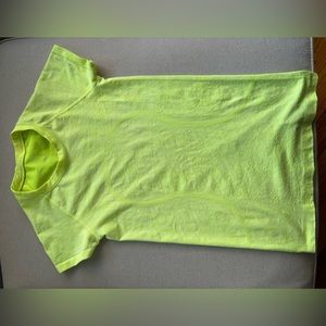 Lululemon Swiftly Tech Short Sleeve